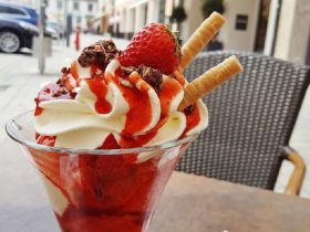 Which dessert shares its name with a Korean food made of intestines? The answer is Sundae